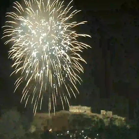 Parthenon And Syntagma Square View Apartment Athens